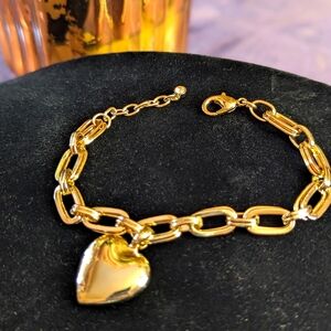 Gold turn heart paperclip bracelet 8 in nwt